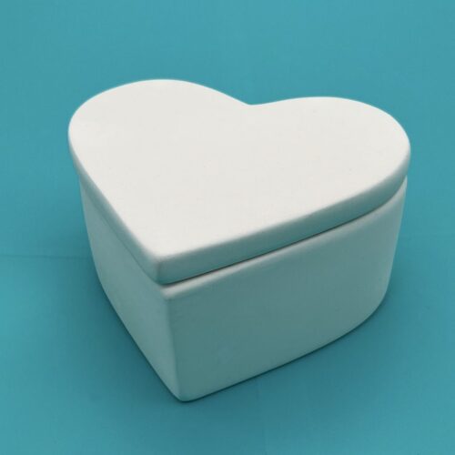 Create Art Studio Ceramics Heart Box closed
