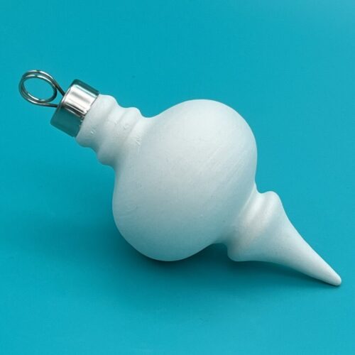 Ready-to-Paint small retro ornament for the Christmas holidays from Create Art Studio's Toronto location and online store