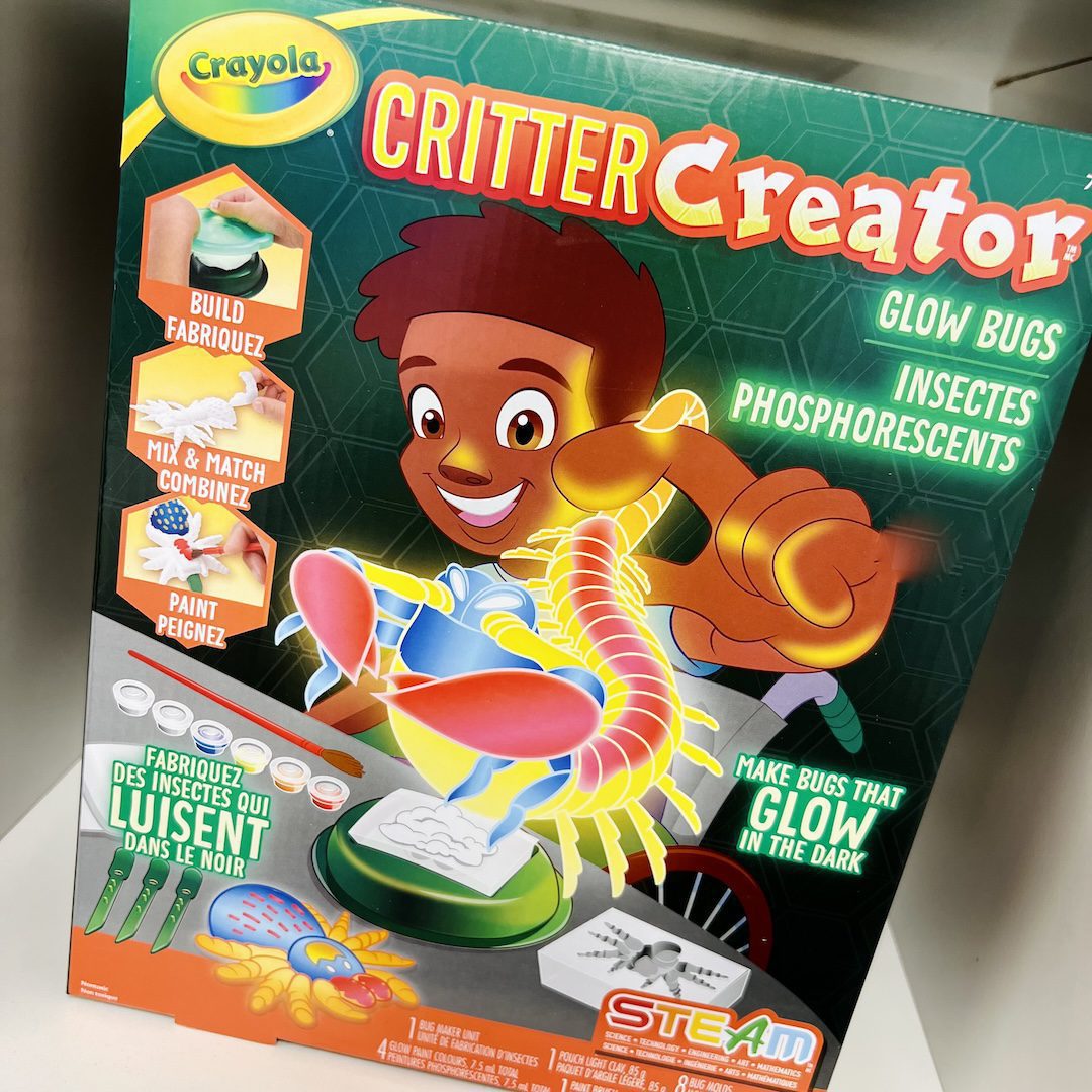 Kids who love bugs and glow in the dark toys will love a creative STEAM Crayola Critter Creator Glow Bugs Kit, with sculpting and painting activities for kids age 7+ from our Toronto studio or online