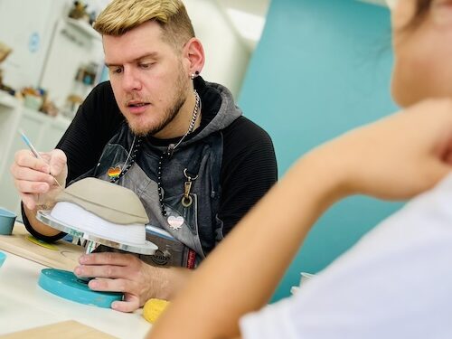 Create Art Studio Clay Pottery classes and workshops for Adults in Toronto